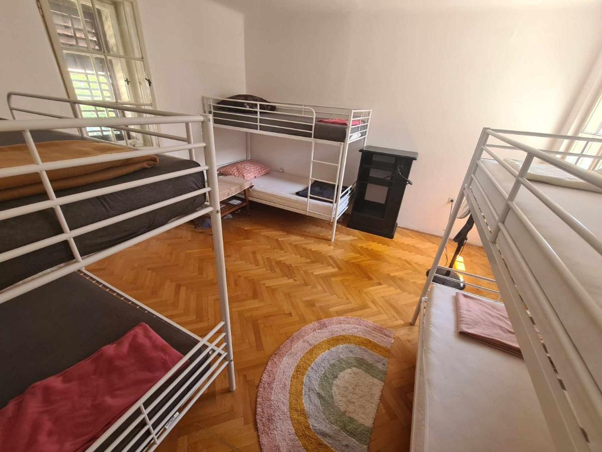 Rooms Mitnicka Split Exteriör bild